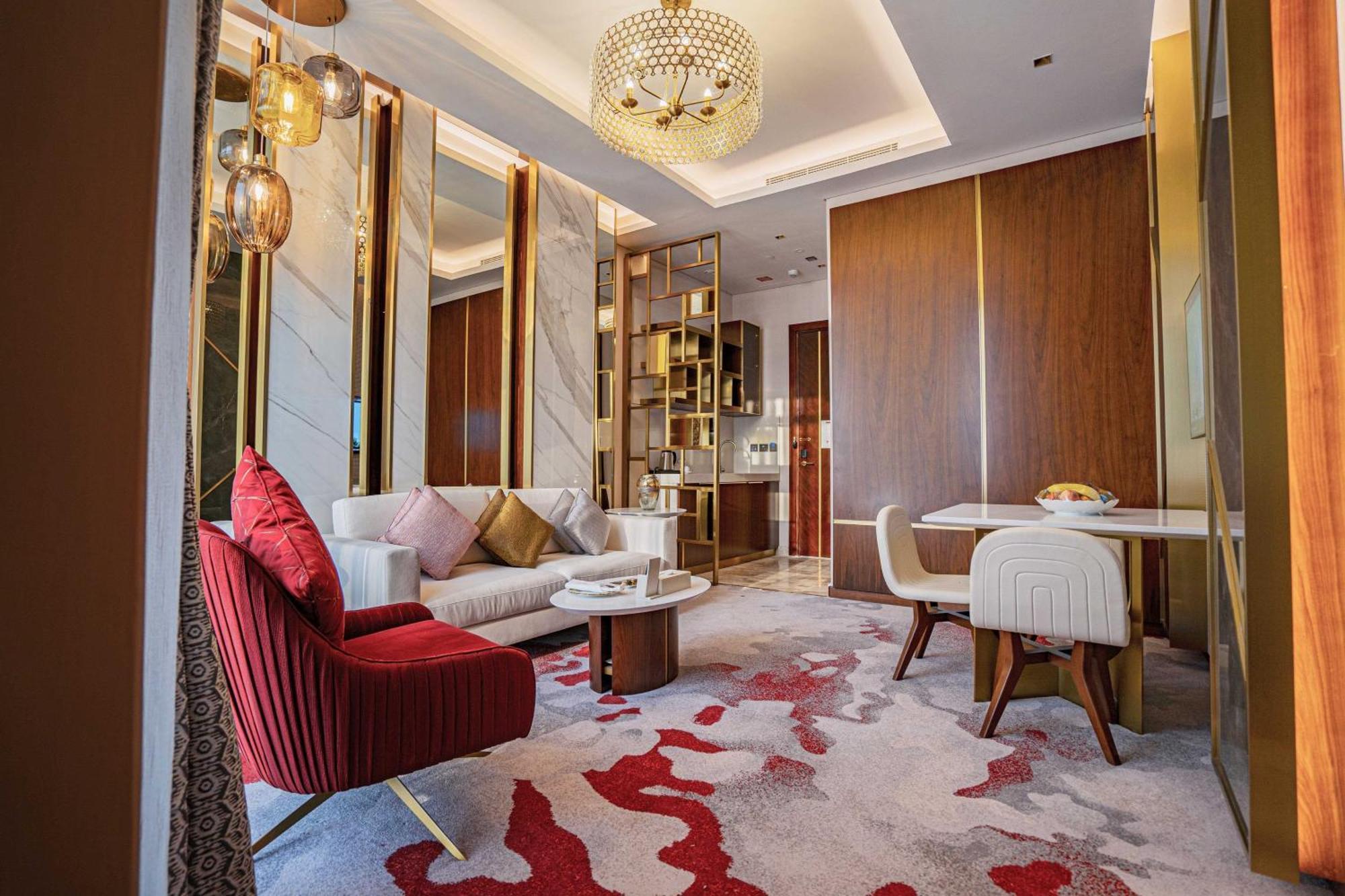 Velero Hotel Doha Lusail Eksteriør billede A suite at the hotel