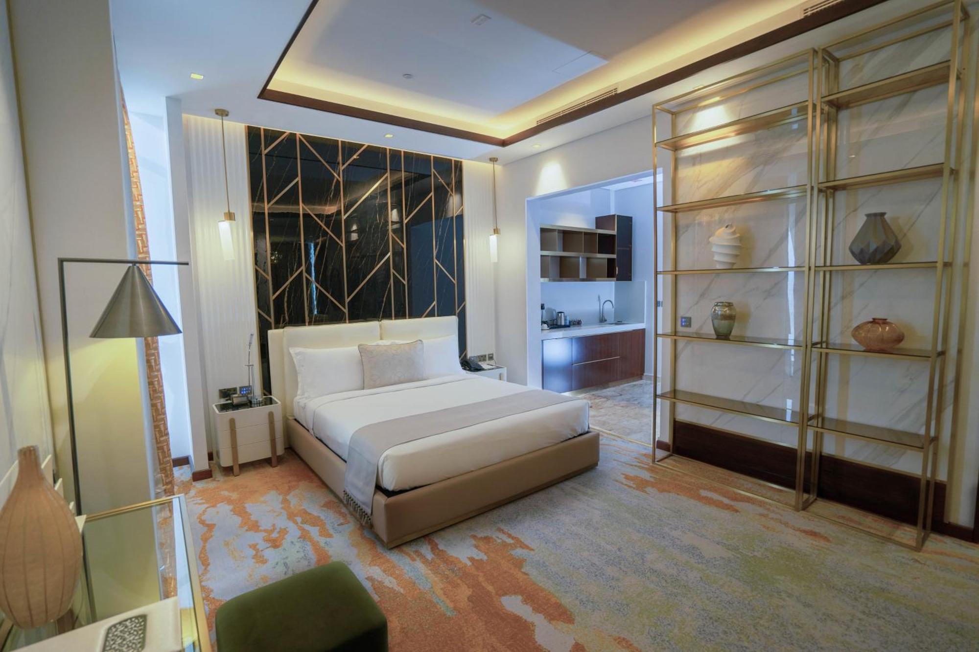 Velero Hotel Doha Lusail Eksteriør billede A bedroom at the hotel